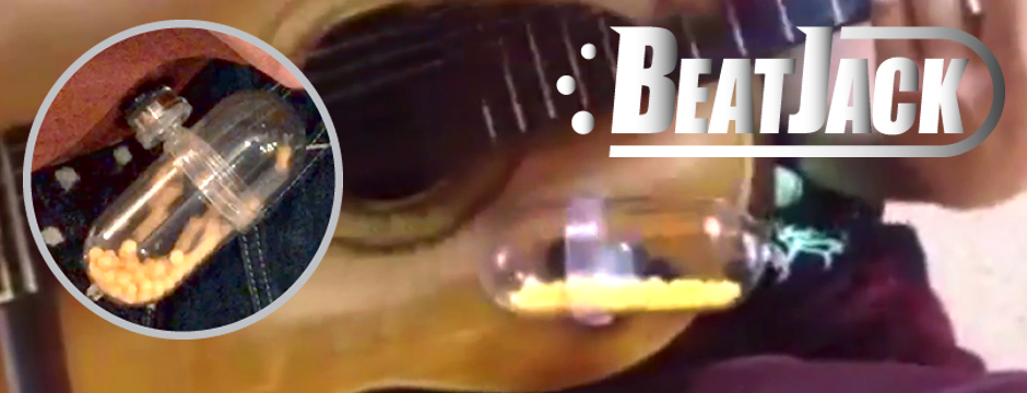 リズムリング、Finger Shot、シェーカー、フィンガージングルのようなパーカッションアクセサリ「BeatJack」のアコースティックギター使用メイン画像